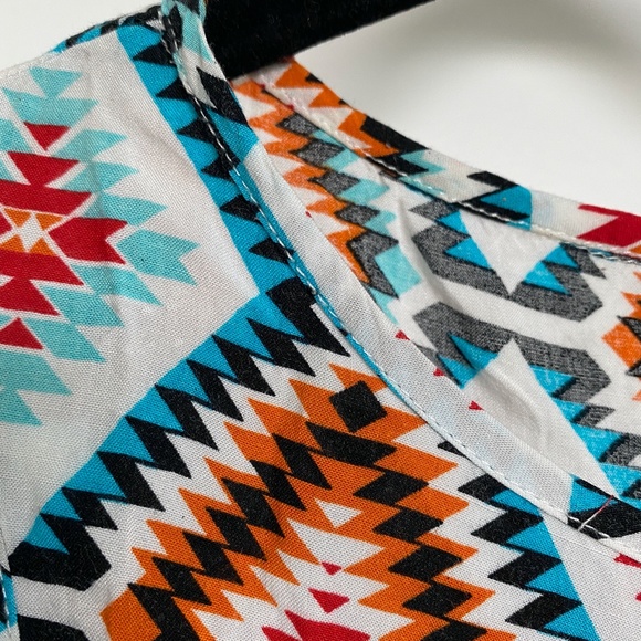 Amy & Ivy Aztec Print Mini Dress w/ Pockets - Picture 4 of 4